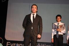 Evrensel Kolej